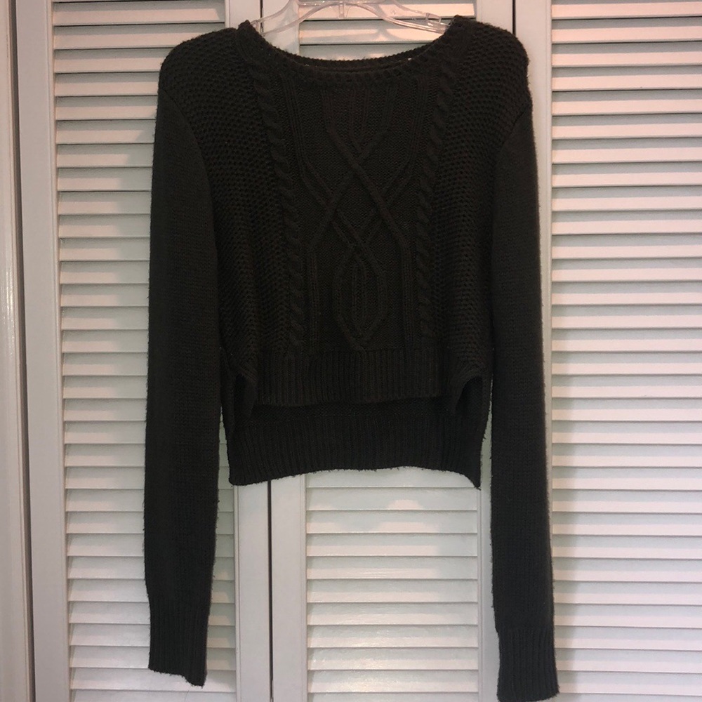 On Twelfth Crop Sweater